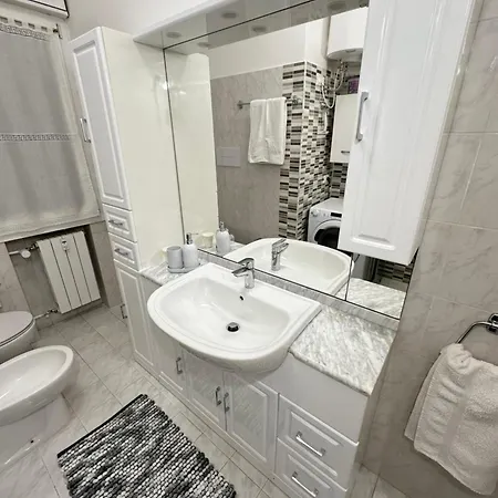 Lena Your Venice Gateway In