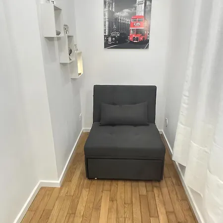 Lena Your Venice Gateway In * Μέστρε